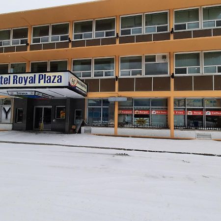 Hotel Royal Plaza Winnipeg Bagian luar foto